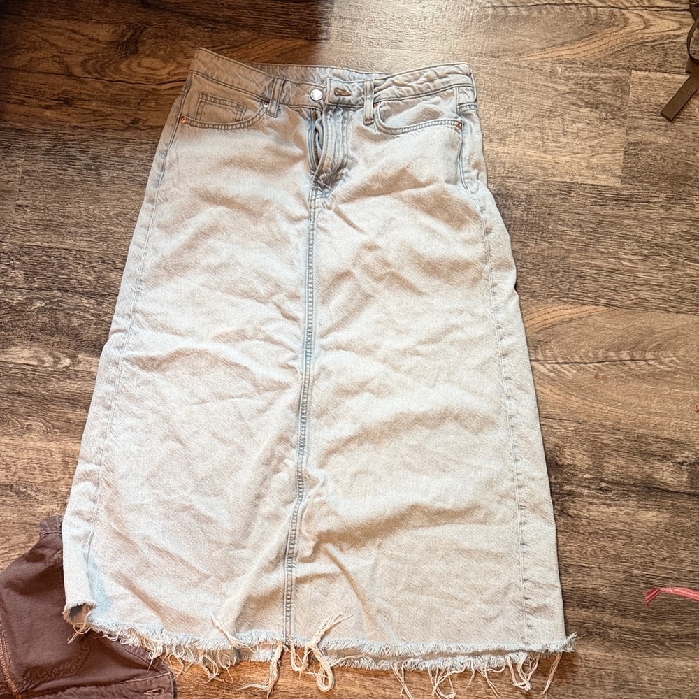 H&M Light Wash Denim Midi Skirt